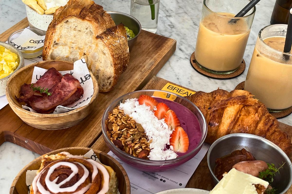 Brunch-ul - noua tendință în evenimentele private eleganță, natură și socializare fără formalități