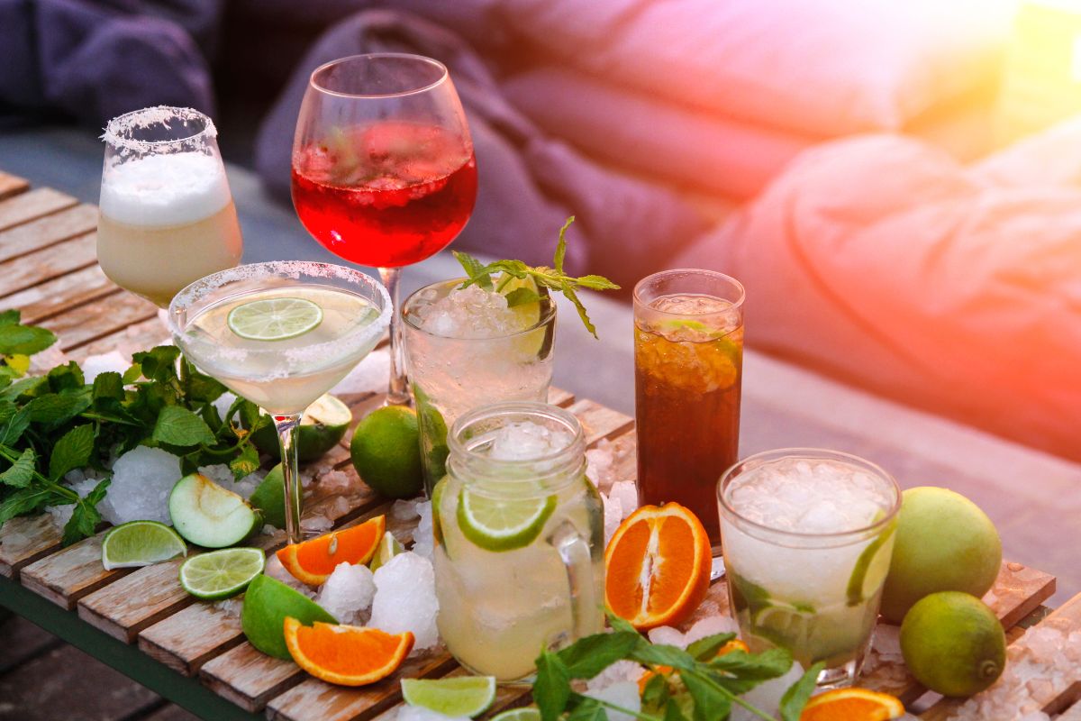 Cocktail bar personalizat