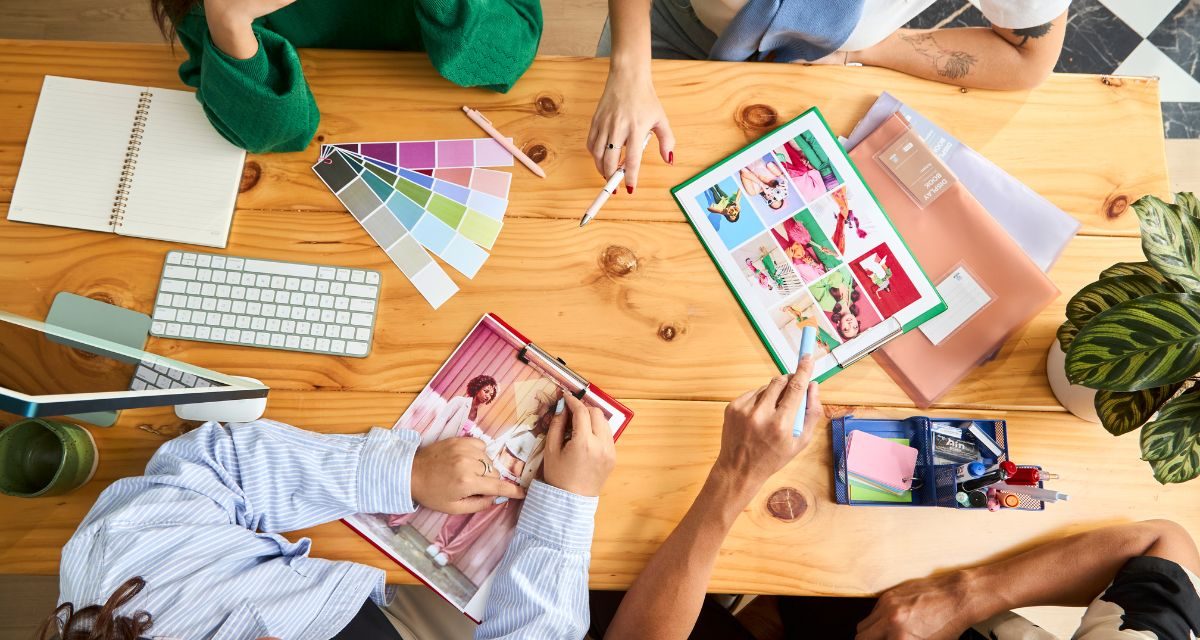 Team Yearbook on-the-spot la petrecerea de final de an