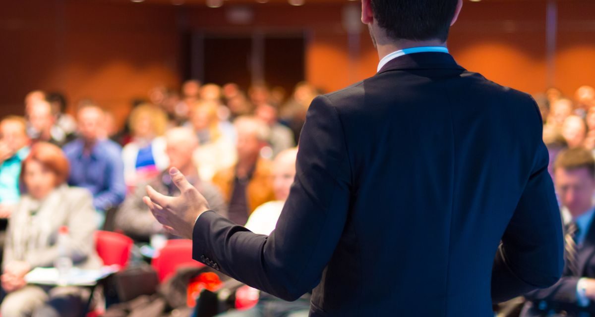 Conferință corporate la Zooma: cum alegi cadrul potrivit pentru un eveniment profesional bine organizat